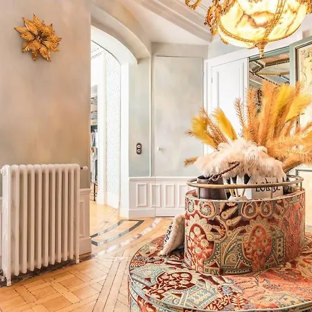 Arty & Luxurious Flat At Opera Appartement